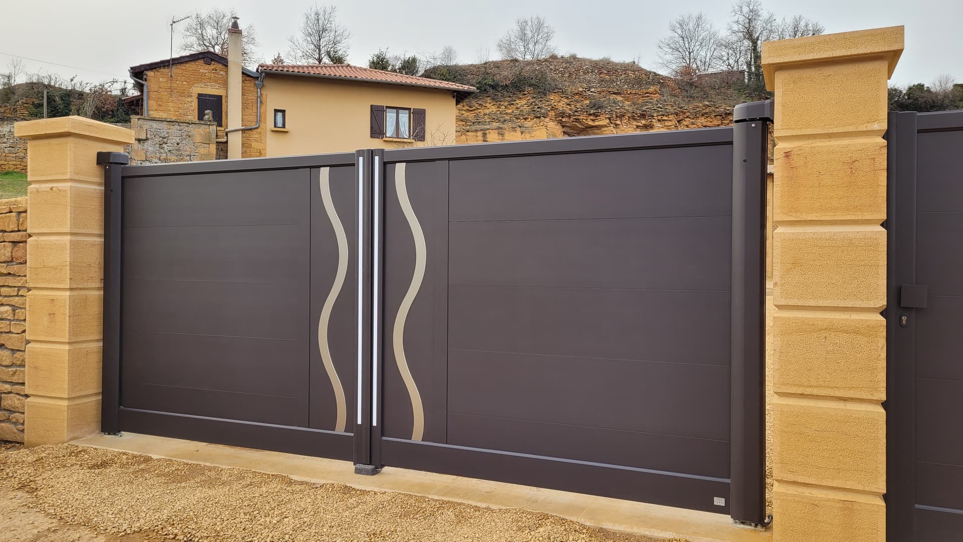 Portail battant design